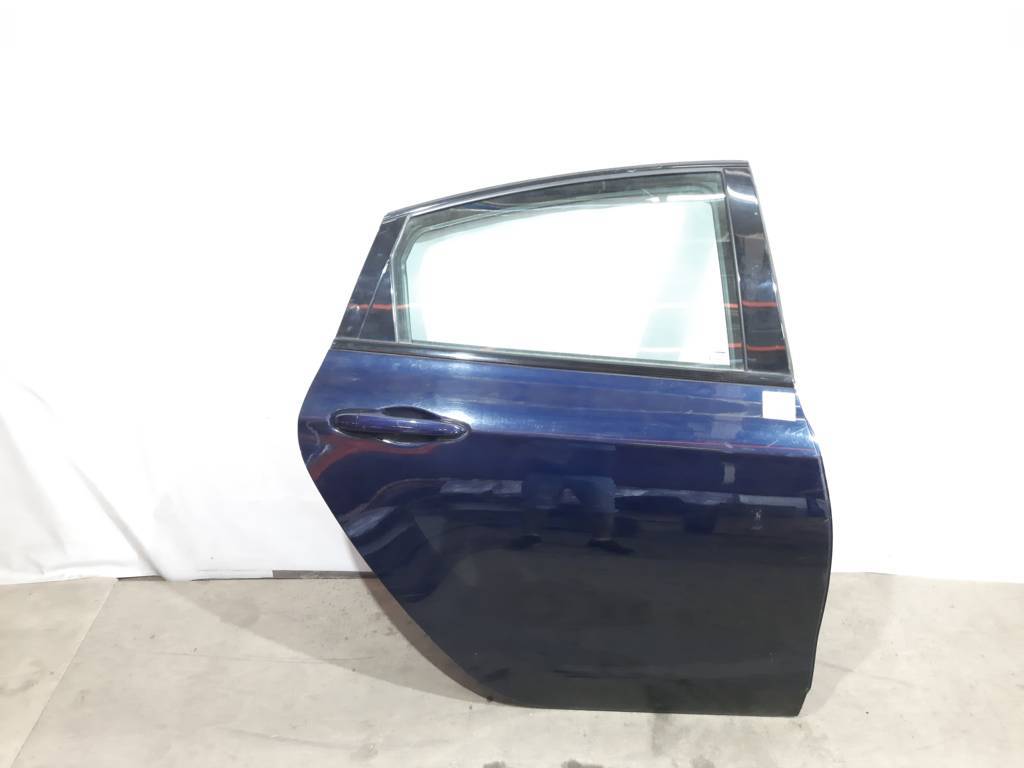 Dart. Двері задні права Dodge Dart 2013-2019 68158726AD Dodge Dart