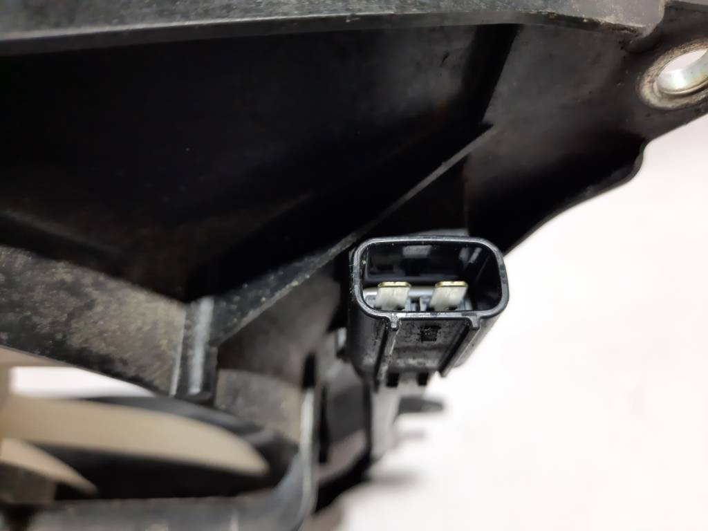 Insight Вентилятор системи охолодження правий Honda Insight 2010-2014 38615RBJ003 Honda Insight 6