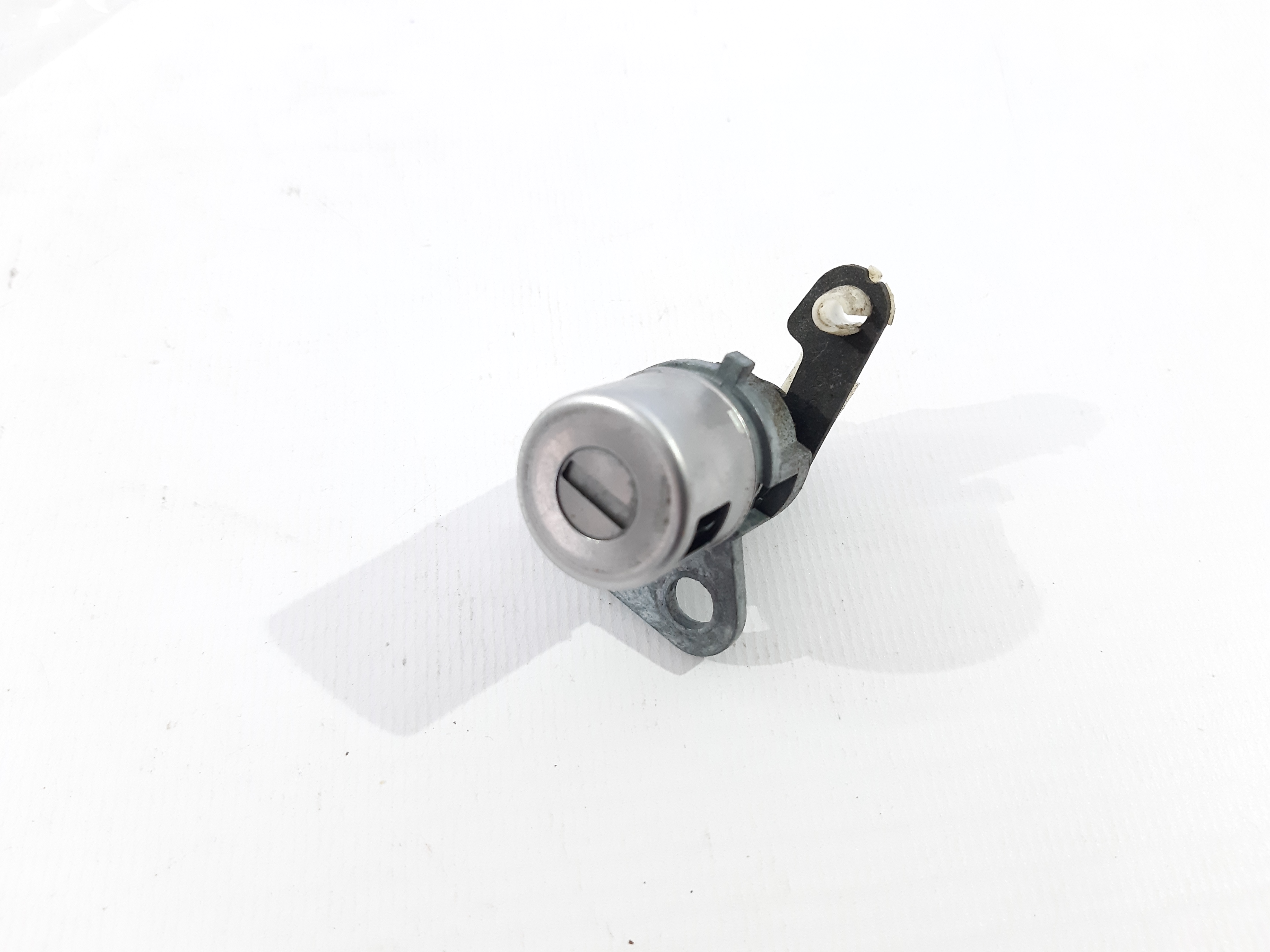 200. Циліндр замку двері передньої лівої Chrysler 200 2011-2014 5139099AA Chrysler 200