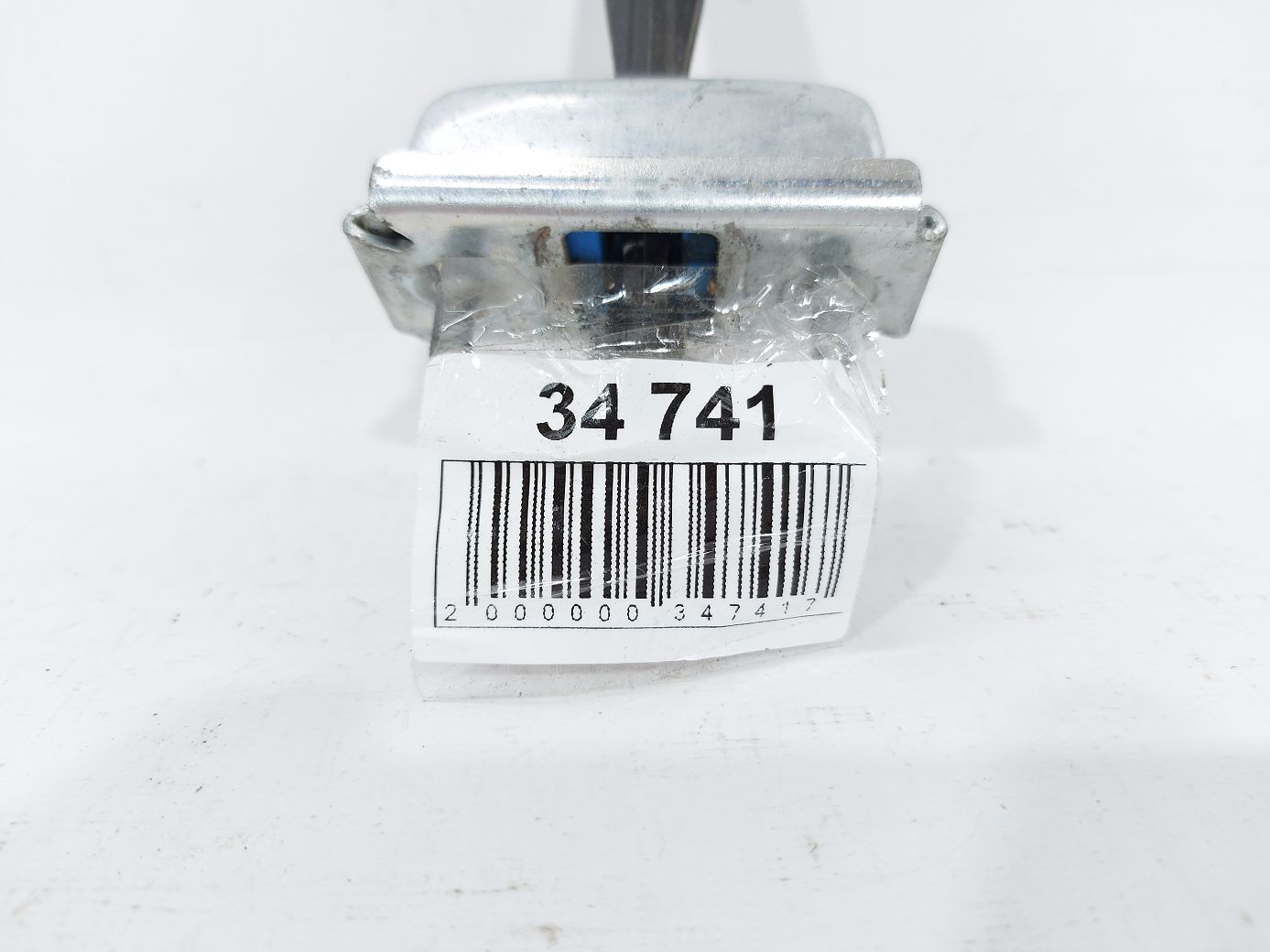 Volt Ограничитель двери задней правой Chevrolet Volt 2011-2015 20985217 Chevrolet Volt 3