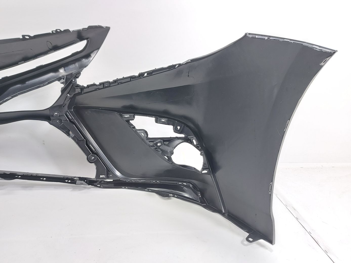 Передні бампери Бампер Передній (SE, XSE) (вм'ятина) Toyota Camry 2018-2021 521190X938 Toyota Camry 9