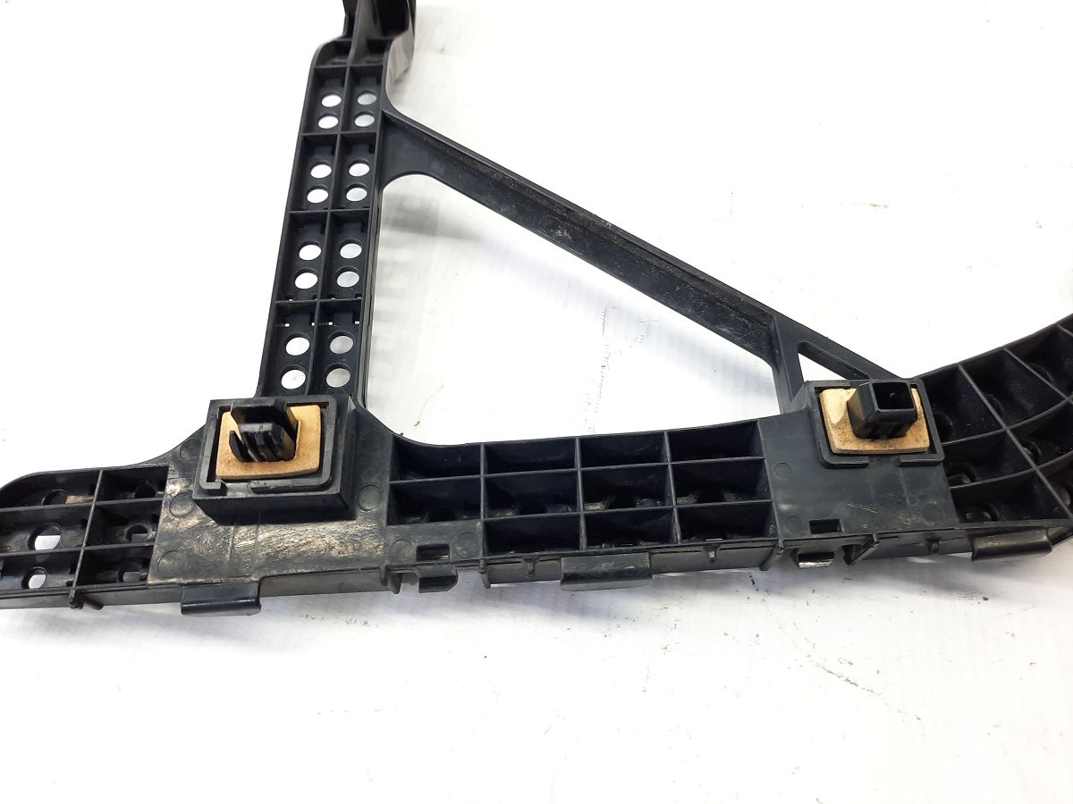 Insight Кріплення бампера заднього праве Honda Insight 2010-2014 71593TM8A02 Honda Insight 4