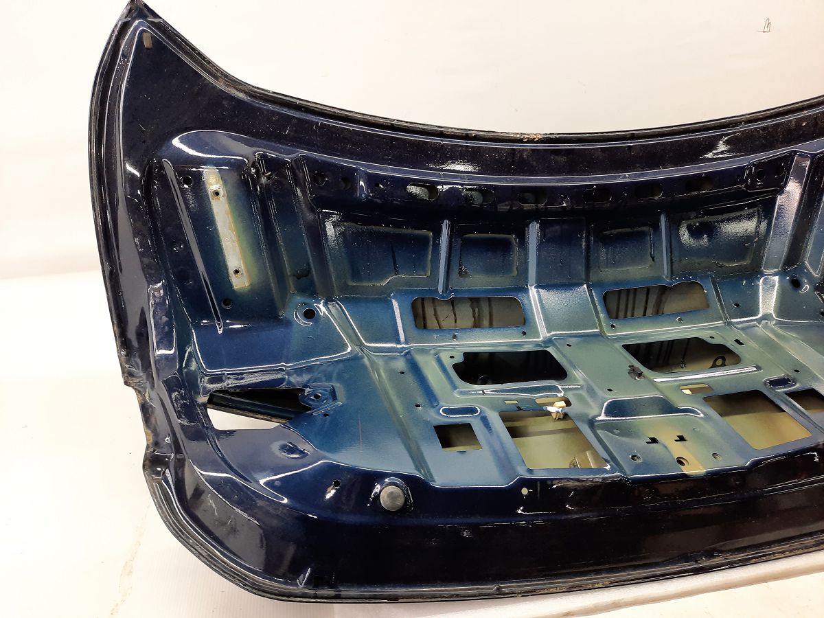 Malibu Кришка багажника Chevrolet Malibu 2016-2021 84075221 Chevrolet Malibu 10