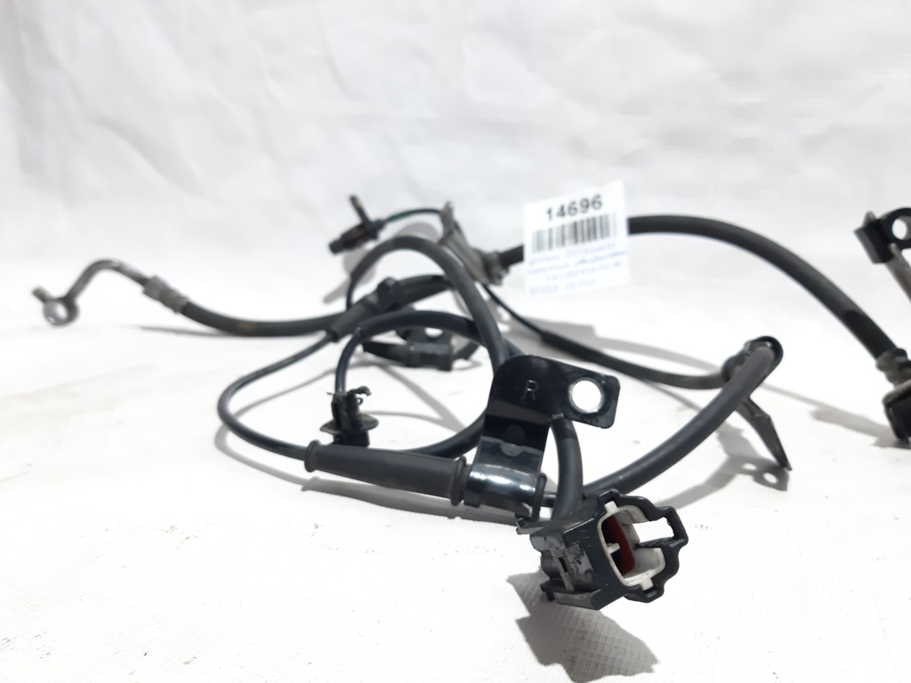 Cadenza Датчик ABS колес передних левый/правый Kia CADENZA 2014-2016 956303R000 Kia CADENZA 2