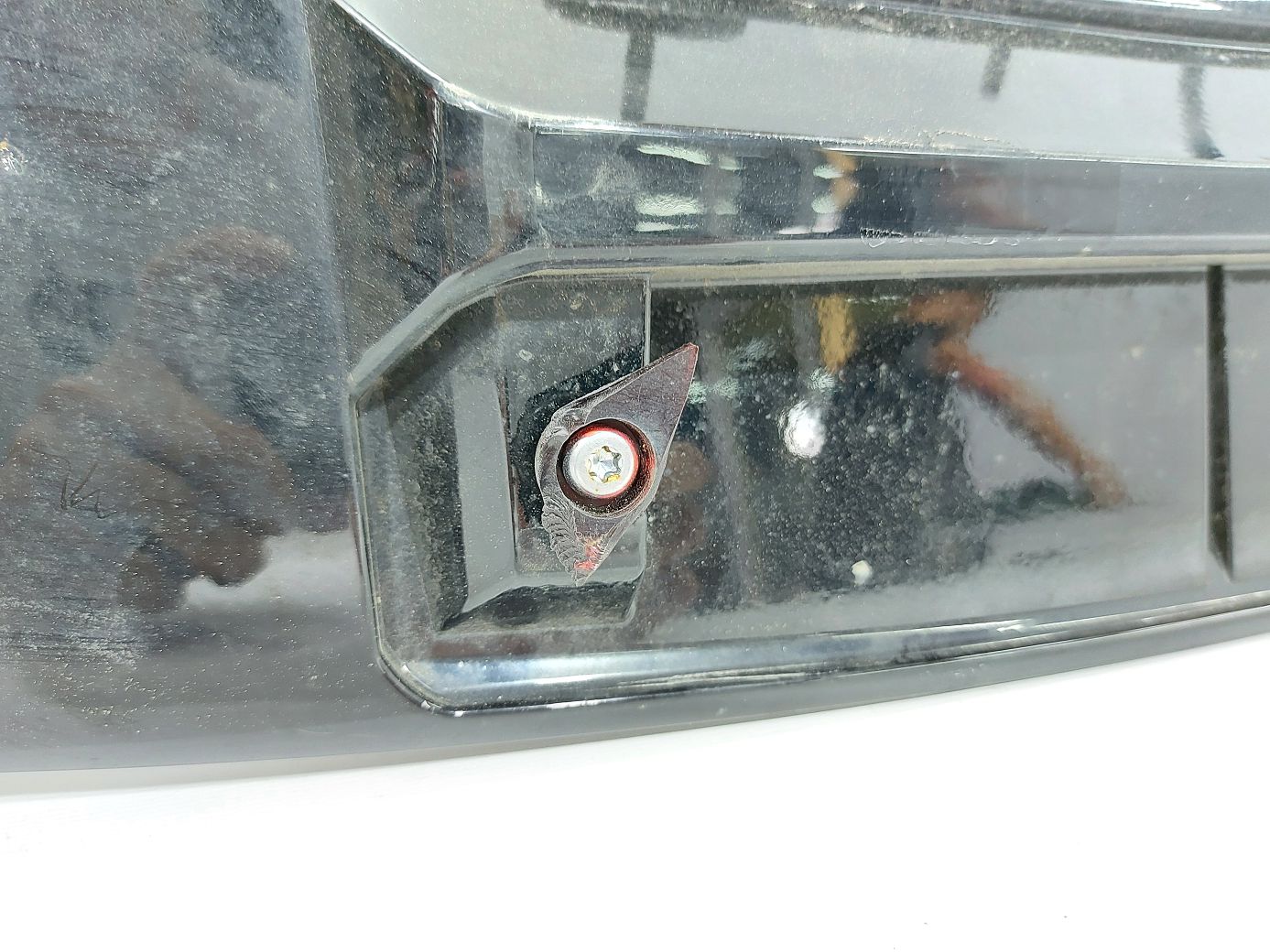 Volt Спойлер крышки багажника Chevrolet Volt 2011-2015 22916012 Chevrolet Volt 9