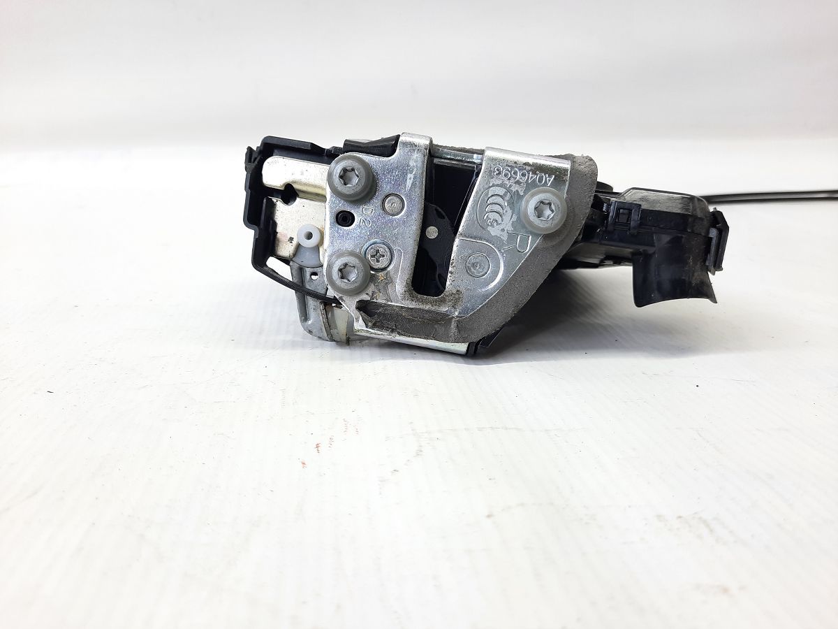 Scion iq Замок двері передньої правої Toyota Scion IQ 2006-2021 6903042230 Toyota Scion IQ 3