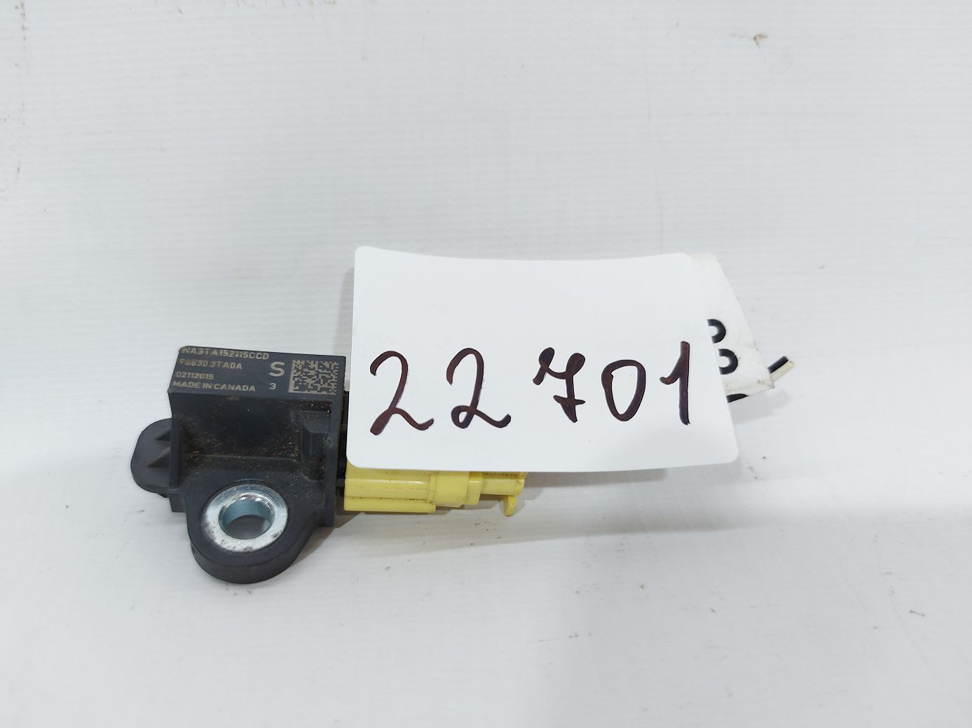 Altima Датчик удару Nissan Altima 2013-2018 988303TA0A Nissan Altima 21