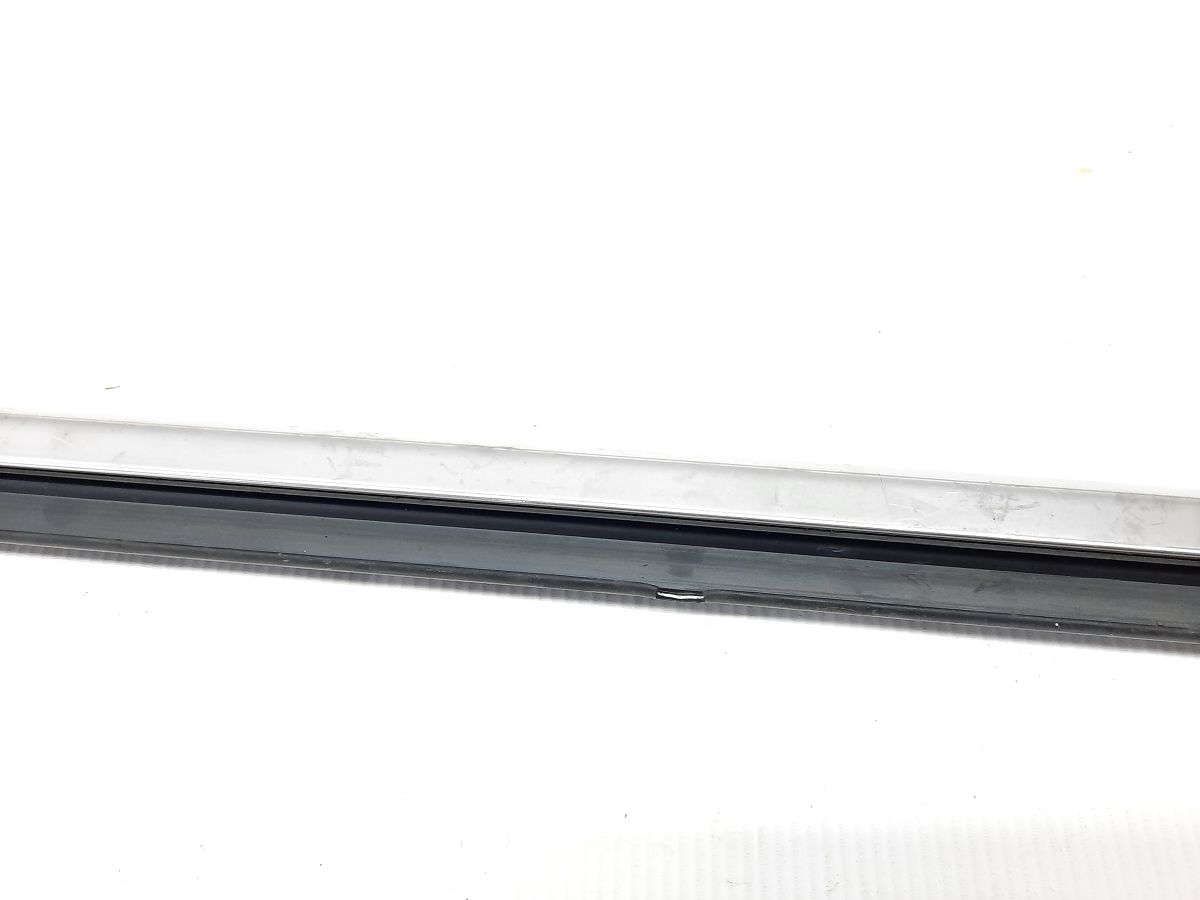 Mkt Ущільнювальна гумка скла двері лівої зовнішня Lincoln MKT 2010-2019 AE9Z7425597C Lincoln MKT 4