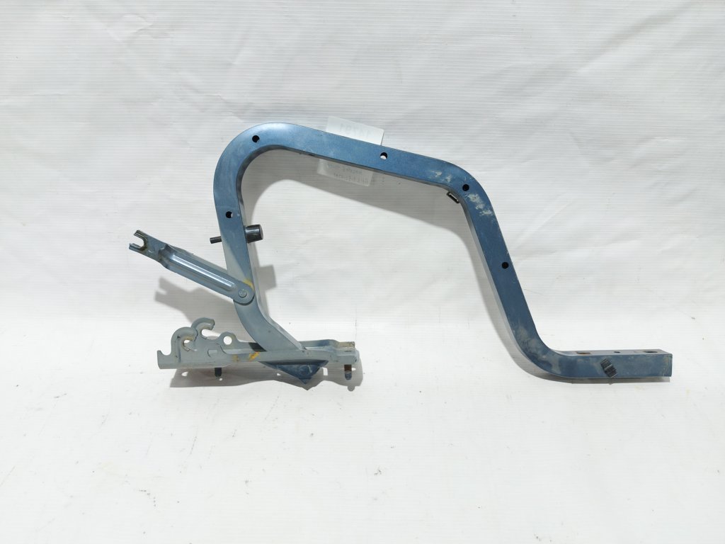 6. Петля кришки багажника ліва Mazda 6 2013-2017 GHK152720E Mazda 6