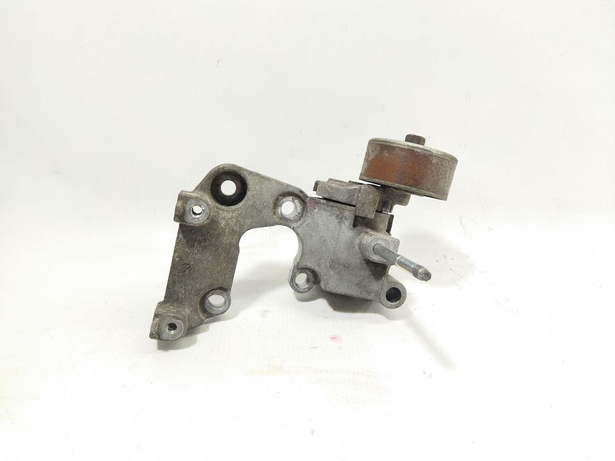 Sienna Ролик натягувач приводного ременя Toyota SIENNA 2011-2016 1662031040 Toyota SIENNA 5