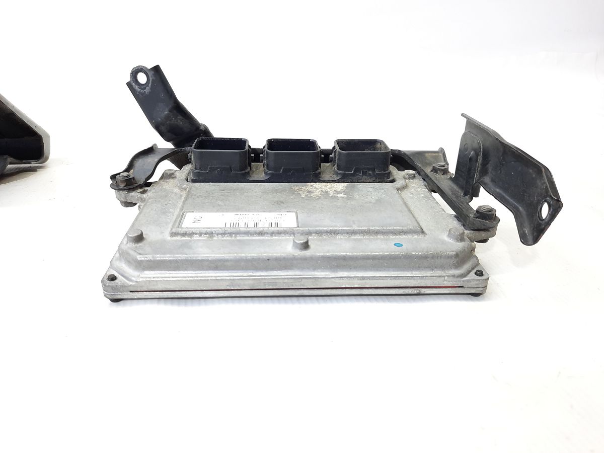 Insight Блок управления ЭБУ Honda Insight 2010-2014 37820RBJ405 Honda Insight 7