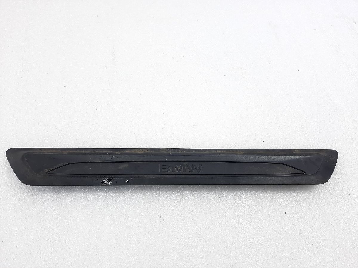 328i xdrive. Накладка порогу переднього права BMW 328i xDrive 2013-2016 51477263315 BMW 328i xDrive