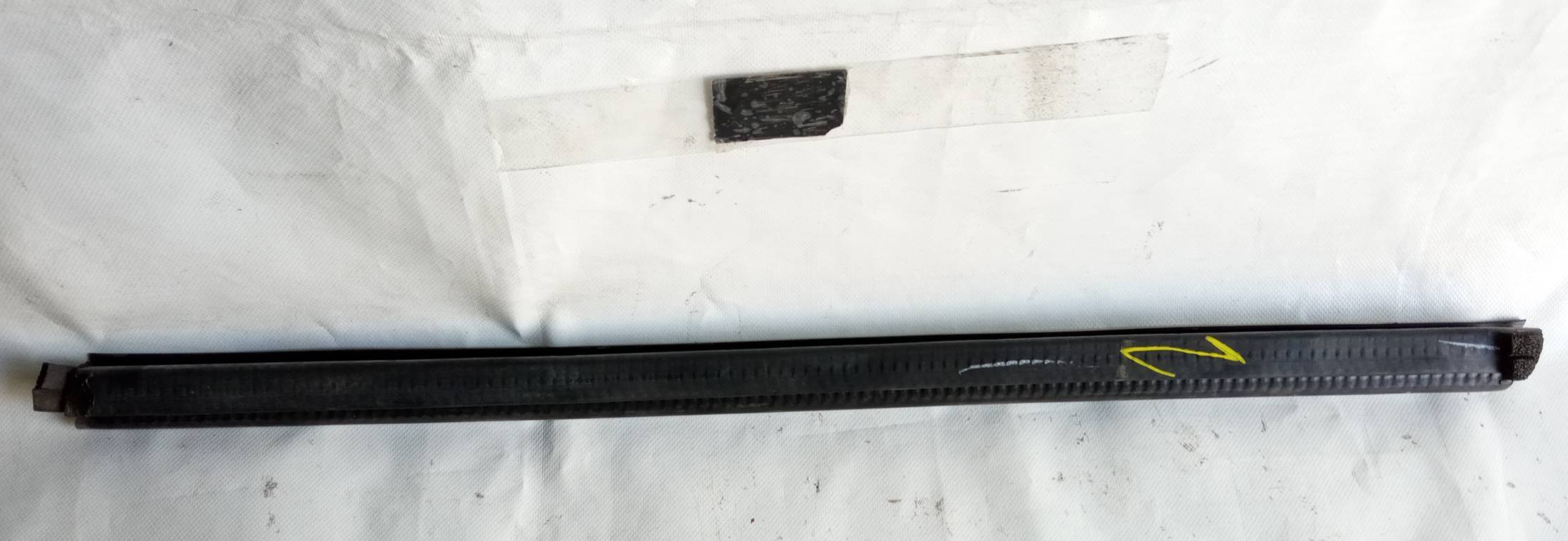 Fusion Уплотнитель стекла нижний двери задней внутренний правый Ford Fusion 2013-2020 DS7Z5425860B Ford Fusion 9