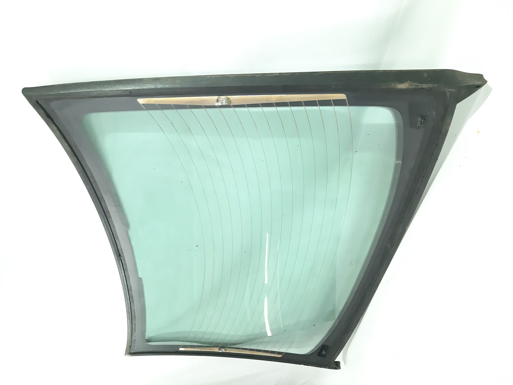 Dart Скло заднє (зламані вусики підігріву) Dodge Dart 2013-2019 68081967AE Dodge Dart 12