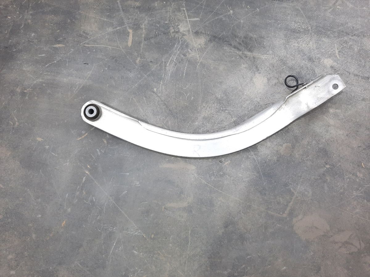 Dart. Рычаг задний левый/правый верхний Dodge Dart 2013-2019 5090090AD Dodge Dart Dart. Рычаг задний левый/правый верхний Dodge Dart 2013-2019 5090090AD Dodge Dart