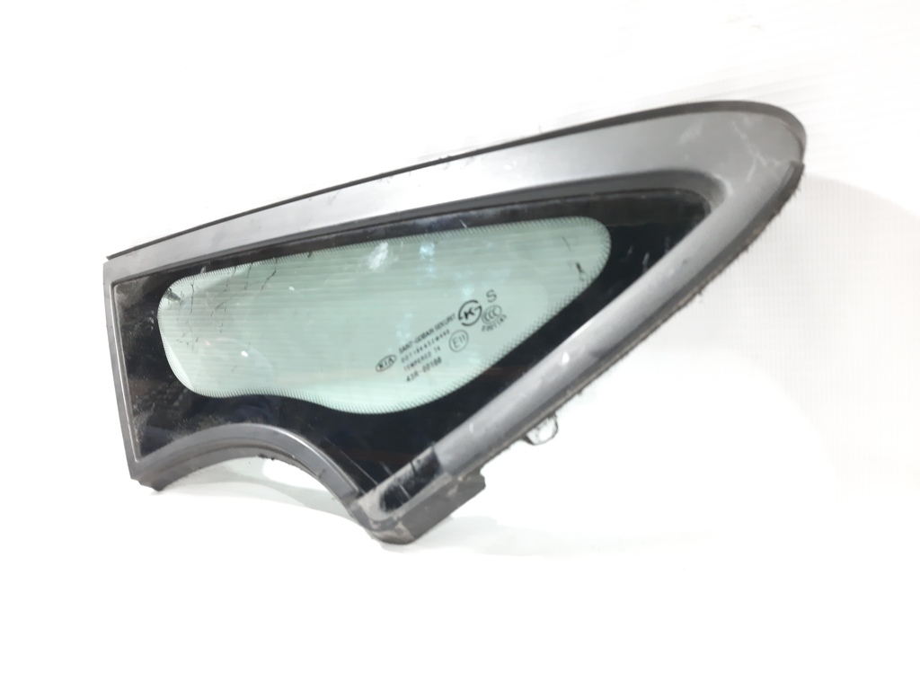 Forte Форточка стойки передней правая Kia Forte 2014-2018 86190A7020 Kia Forte 9