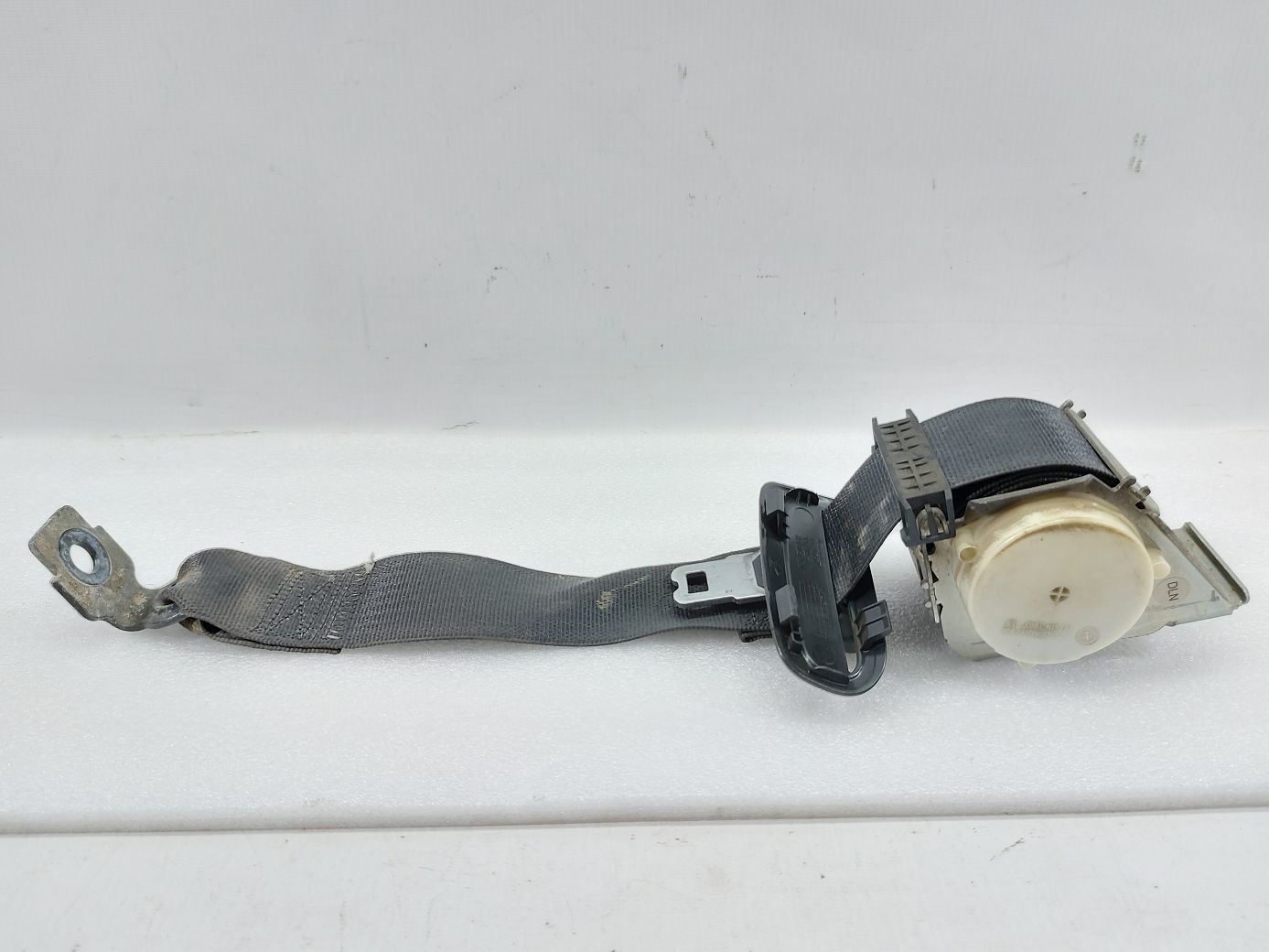 200 limited. Ремінь безпеки задній центральний Chrysler 200 Limited 2015-2017 1VA69DX9AE Chrysler 200 Limited