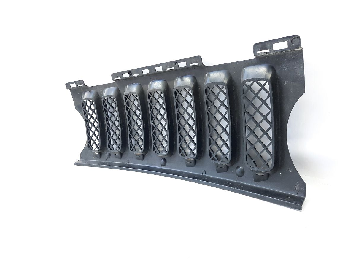 Patriot Сітка решітки радіатора Jeep Patriot 2011-2017 68091527AA Jeep Patriot 7 Patriot Сітка решітки радіатора Jeep Patriot 2011-2017 68091527AA Jeep Patriot 7