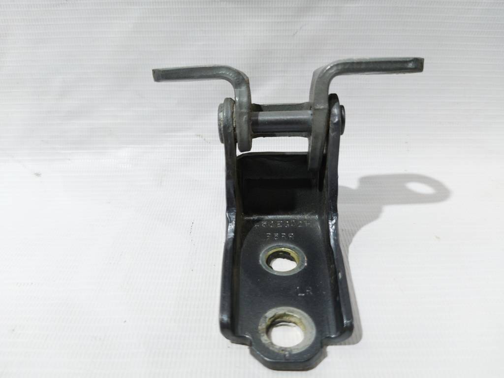 Ilx Петля двери задней правой нижняя Acura ILX 2013-2017 67920TX6H01ZZ Acura ILX 3