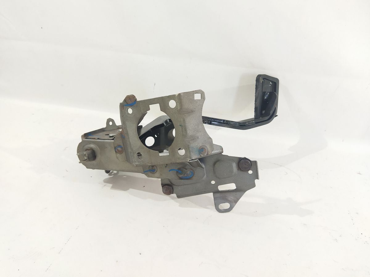 Fiesta Педаль тормоза Ford Fiesta 2011-2019 AE8Z2455E Ford Fiesta 4