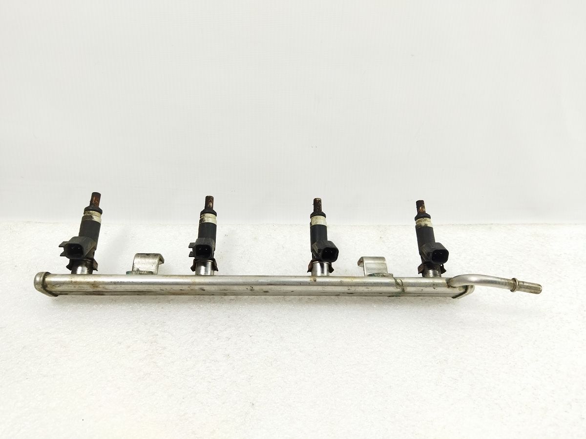 Patriot. Паливна рейка з форсунками Jeep Patriot 2011-2017 4627355AA Jeep Patriot