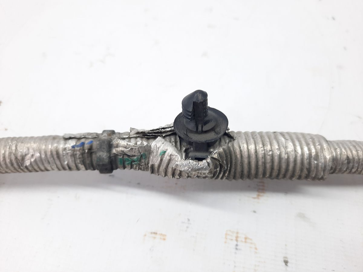 Volt Трос гальма стоянки зад правий Chevrolet Volt 2011-2016 22933325 Chevrolet Volt 2