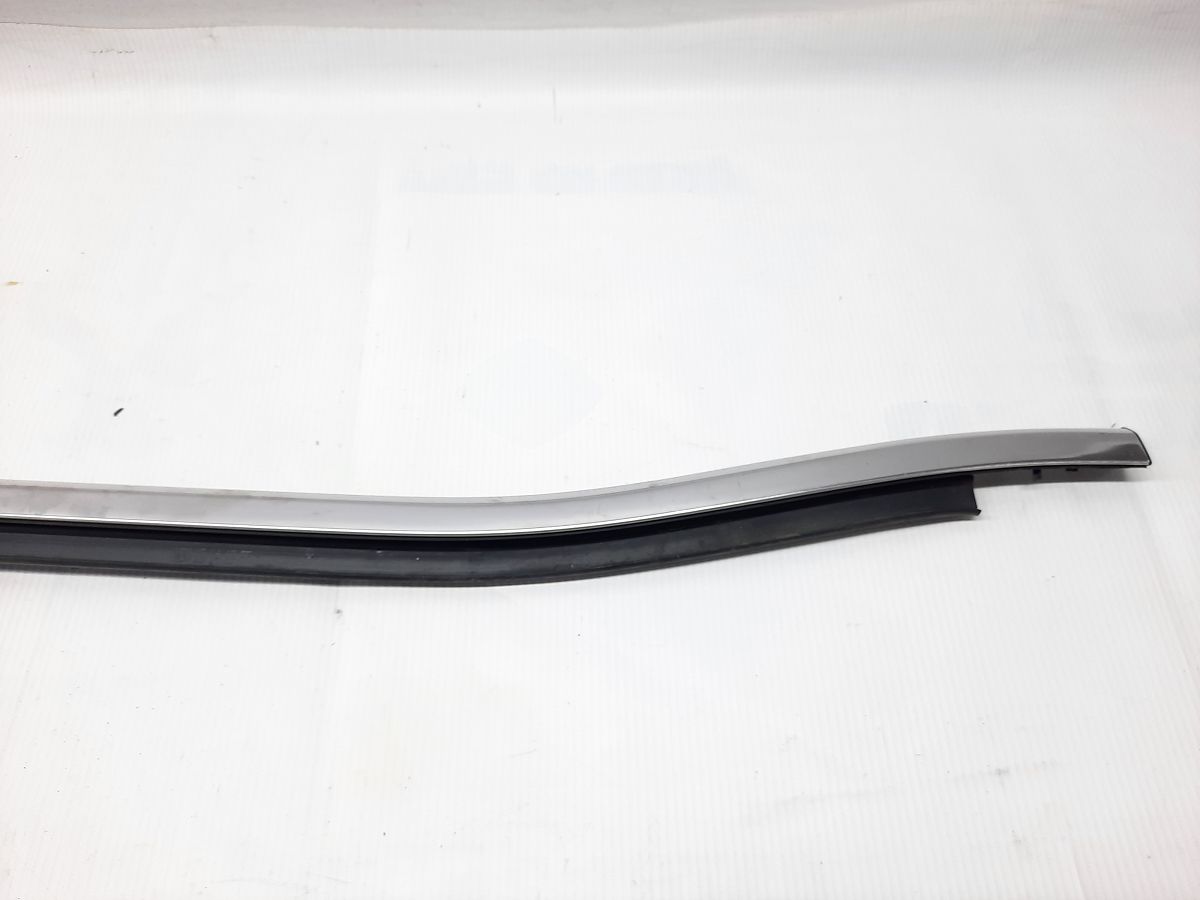 Mkt Ущільнювальна гумка скла двері лівої зовнішня Lincoln MKT 2010-2019 AE9Z7425597C Lincoln MKT 3