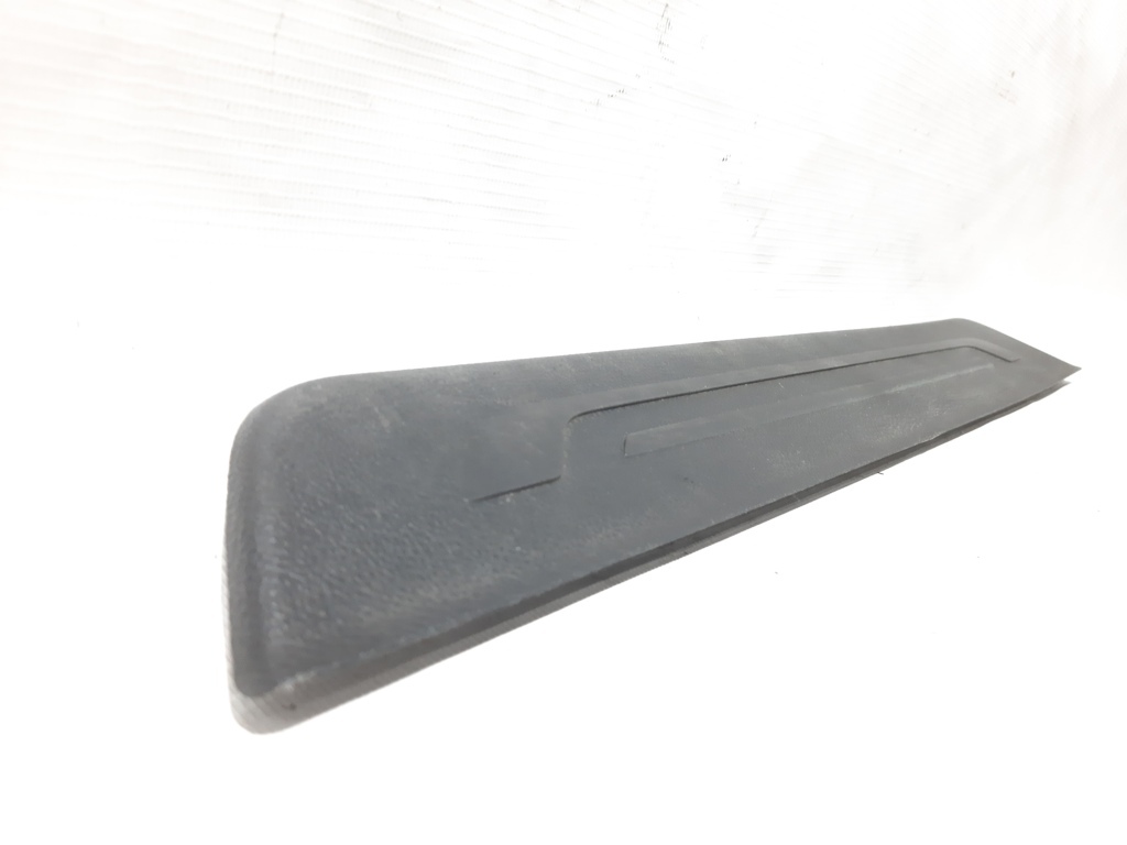 Forte Обшивка порога переднього лівого (декор) Kia Forte 2017-2018 85873B0000WK Kia Forte 2