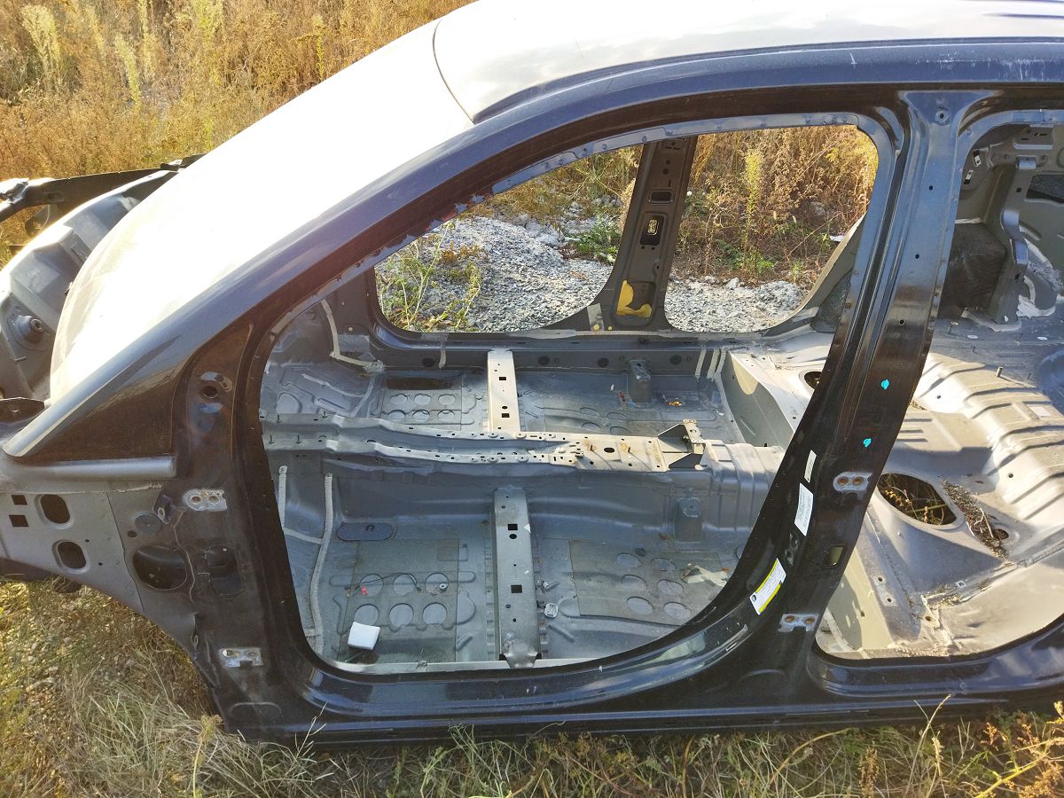 Compass Кузов голый (можно резать) Jeep Compass 2014 5074888AB Jeep Compass 16