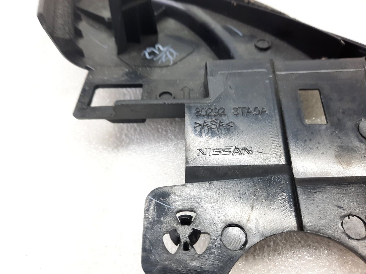 Altima Кутник дверей передньої правої внутрішній Nissan Altima 2013-2018 802923TA0A Nissan Altima 15