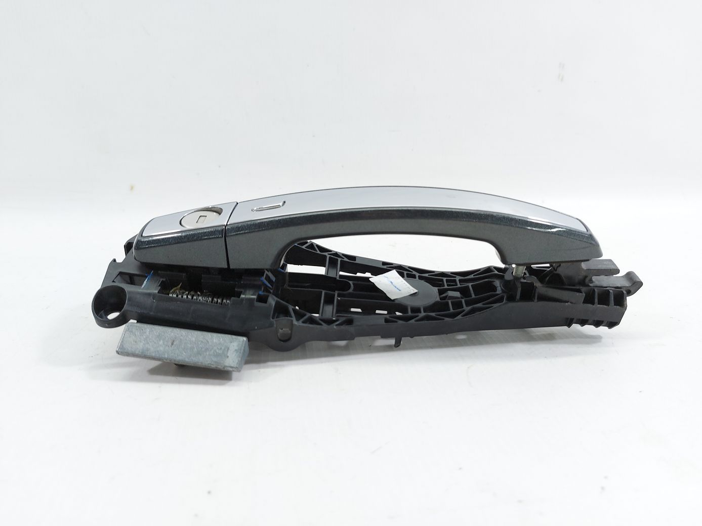 Trax Ручка наружная двери передней/задней левой/правой Chevrolet Trax 2015-2021 92233089 Chevrolet Trax 3