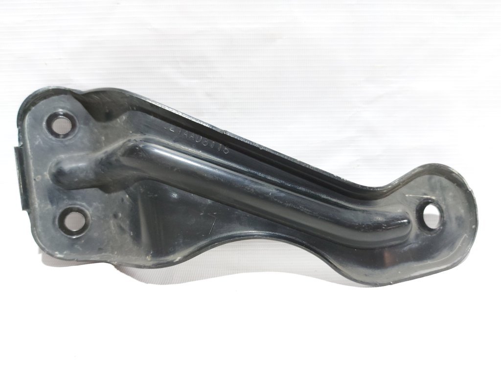 Journey Кронштейн поперечної задньої балки лівий Dodge Journey 2016-2019 5151021AA Dodge Journey 4