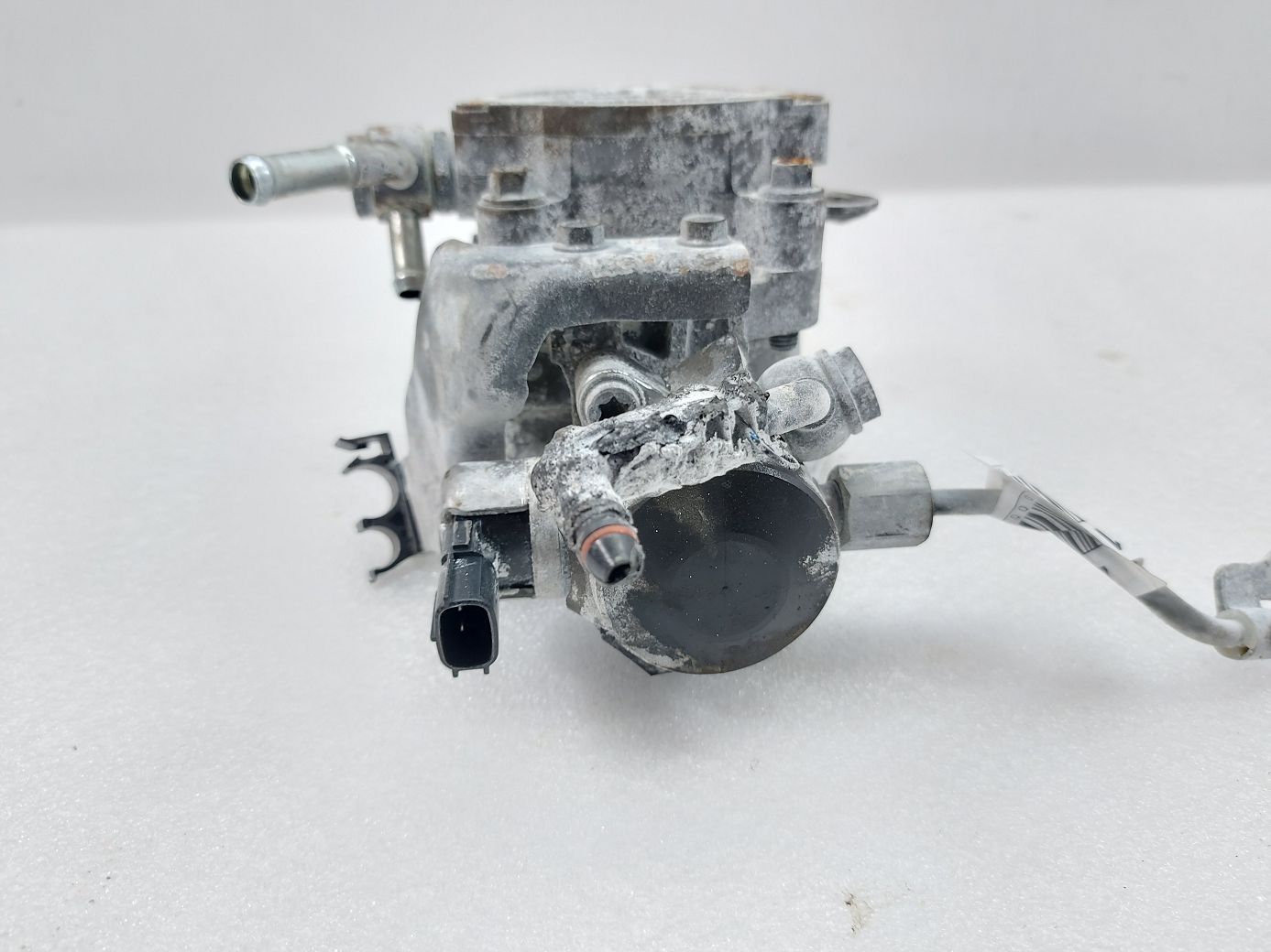 6 Вакуумний насос Mazda 6 2014-2021 PE0718G00B Mazda 6 4