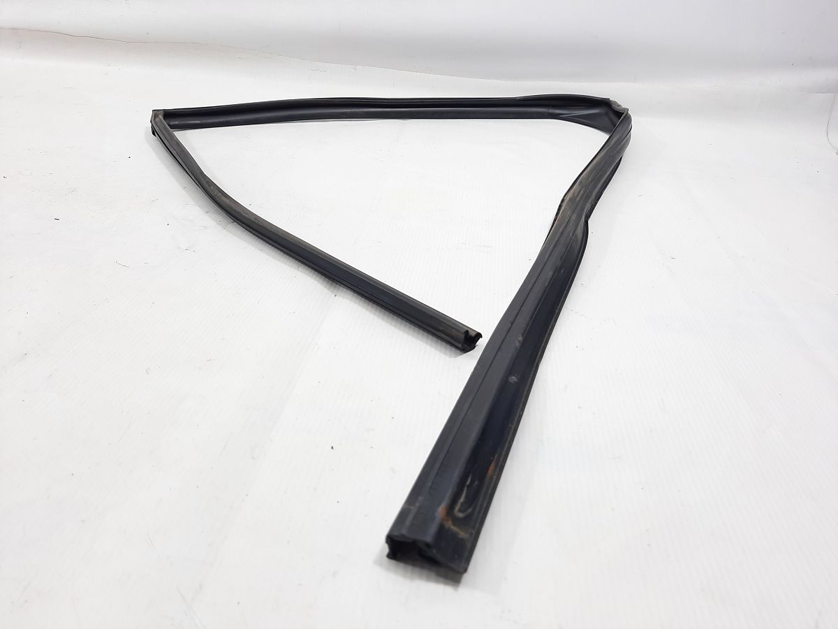 Tsx Напрямна гумка скла дверей задньої правої Acura TSX 2011-2014 72735TL0G01 Acura TSX 1