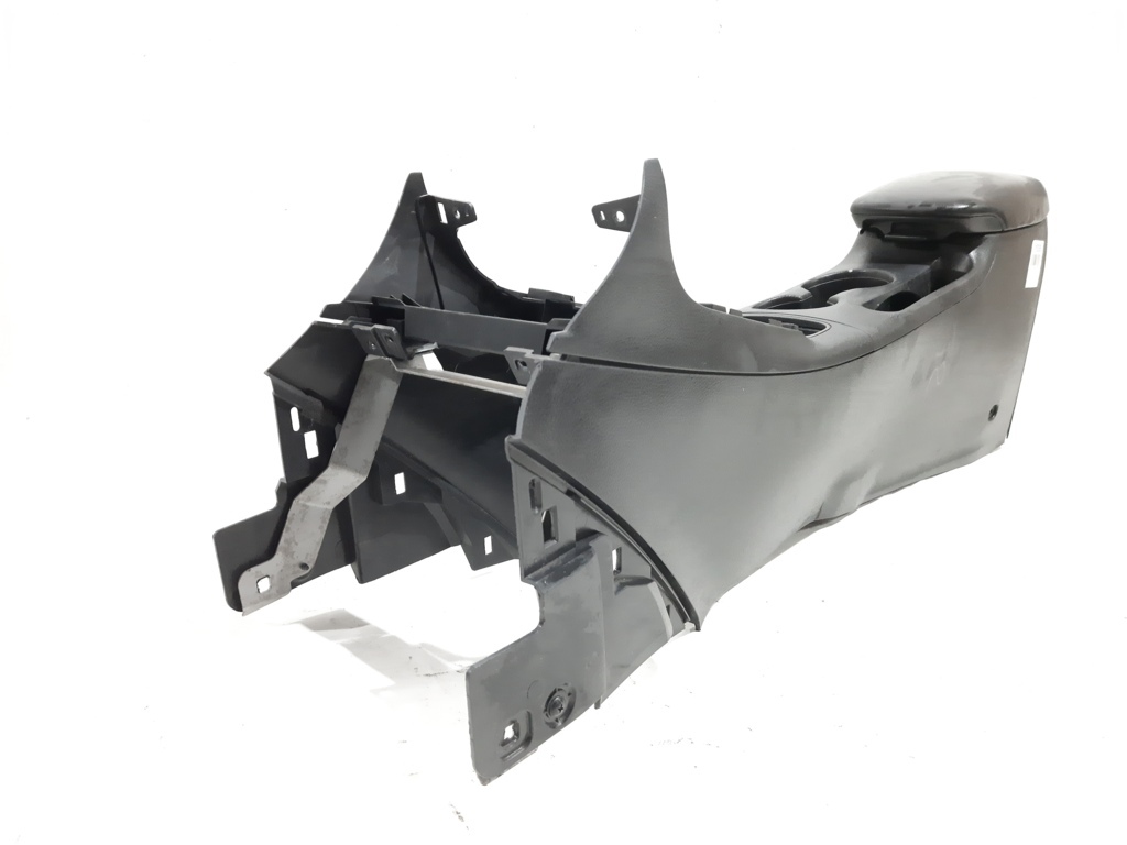 Sentra Консоль центральна Nissan Sentra 2013-2016 969163SG1A Nissan Sentra 3