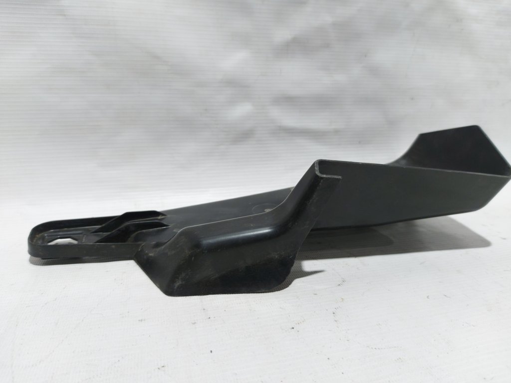 Passat s Накладка решётки вентиляционной Volkswagen Passat S 2012-2020 561815159C Volkswagen Passat S 8