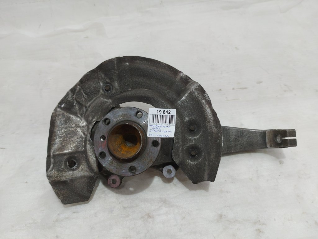 7 series. Поворотний кулак лівий BMW 7 2009-2015 31216775767 BMW 7