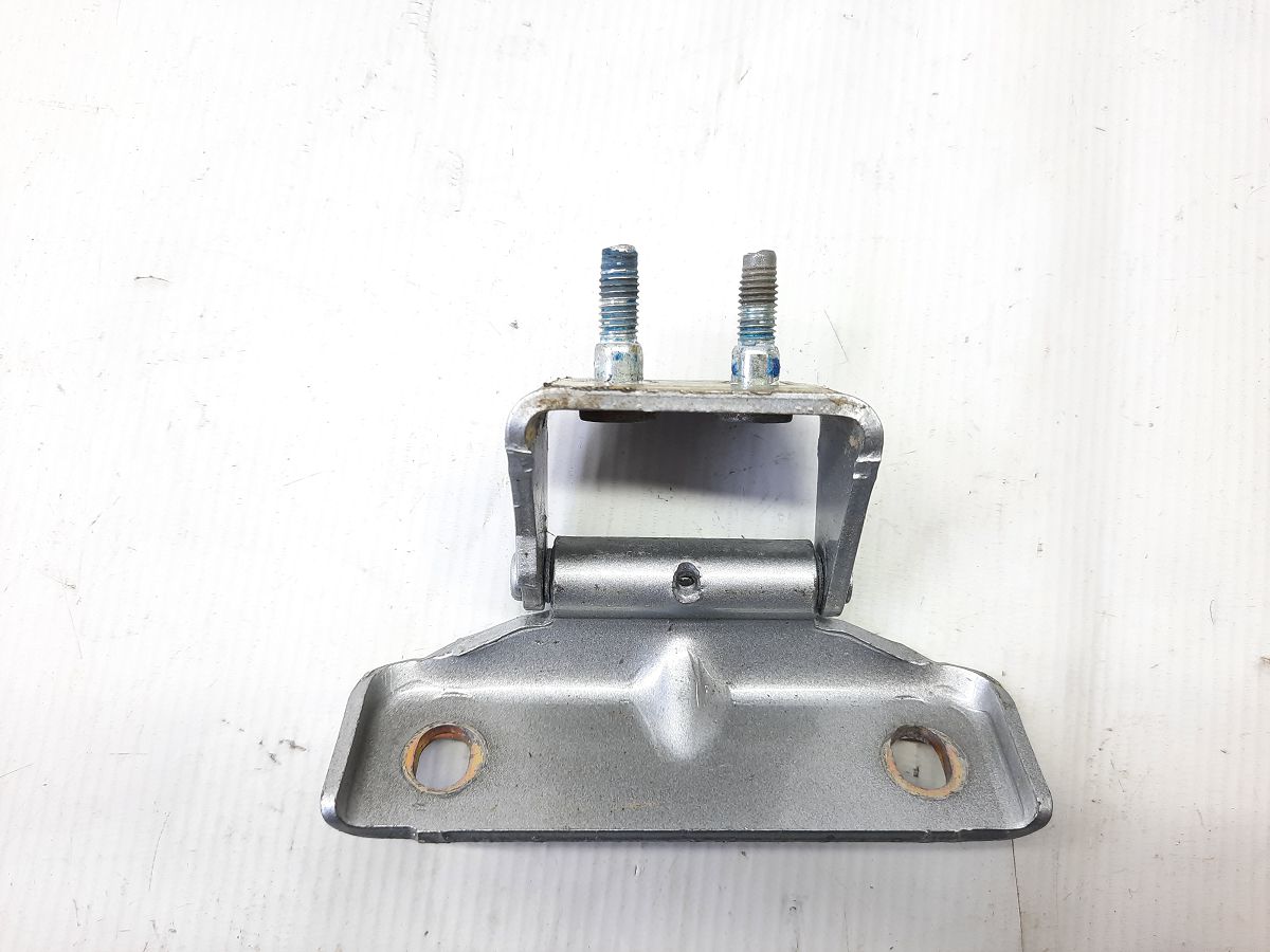 Equinox Петля кришки багажника ліва/права Chevrolet Equinox 2010-2017 23227630 Chevrolet Equinox 12