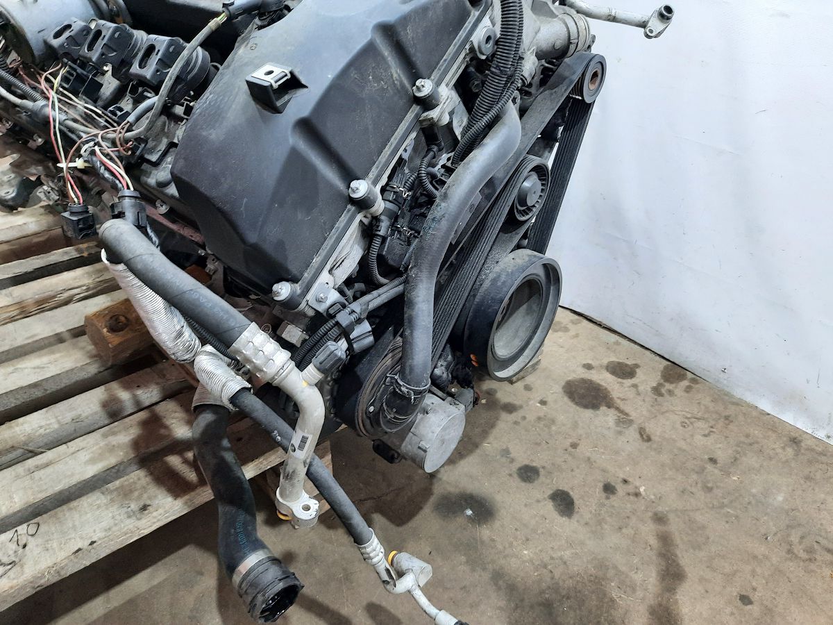 5 series Двигатель утоплен BMW 5 series 2011 N52F10300 BMW 5 series 30