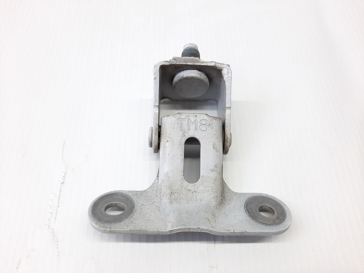 Insight. Петля кришки багажника ліва/права Honda Insight 2010-2014 68210TM8A03ZZ Honda Insight Insight. Петля кришки багажника ліва/права Honda Insight 2010-2014 68210TM8A03ZZ Honda Insight