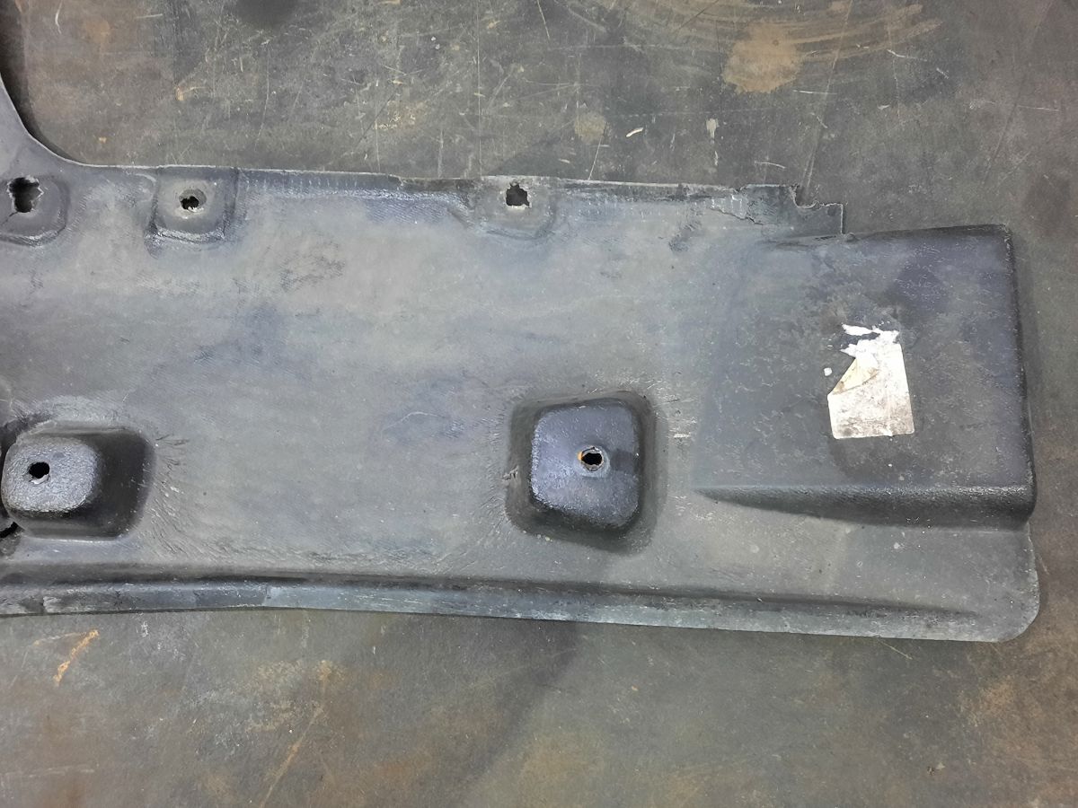 Ats Захист днища правий Cadillac ATS 2013-2019 23497849 Cadillac ATS 10