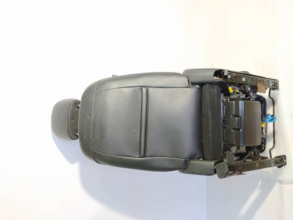 Dart Сидение переднее правое Dodge Dart 2013 68083599AA Dodge Dart 11