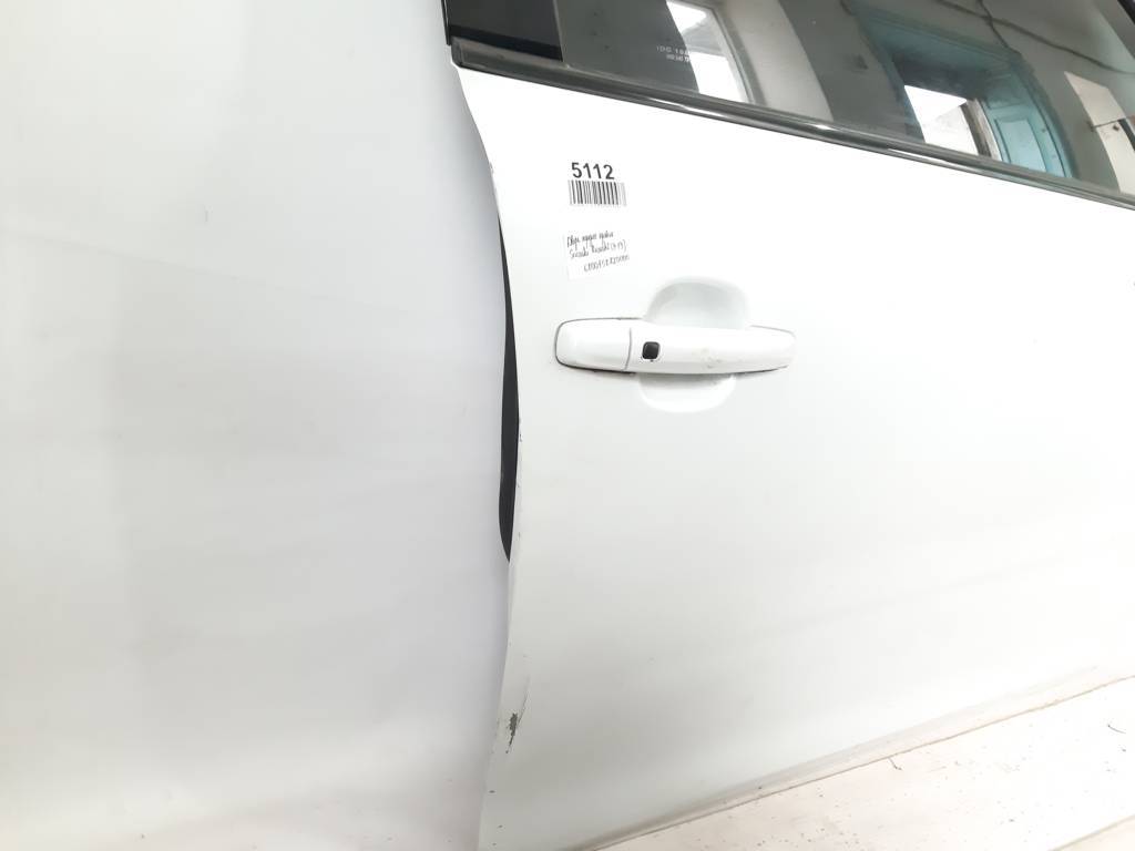 Kizashi Двері передні права голі Suzuki Kizashi 2009-2019 6800157820000 Suzuki Kizashi 3