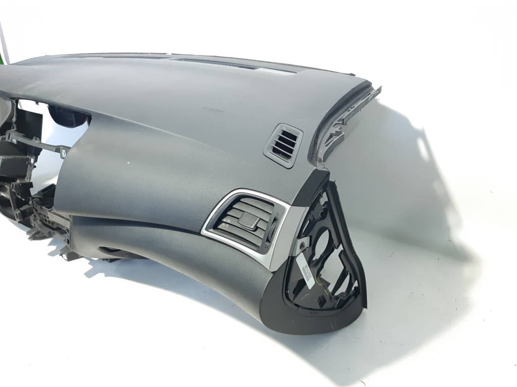 Sentra Торпеда Nissan Sentra 2013-2019 682003SG0A Nissan Sentra 16