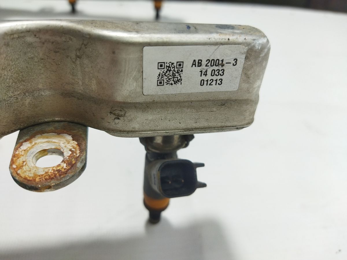 Charger Паливна рейка з форсунками Dodge Charger 2009-2023 53013888AC Dodge Charger 5