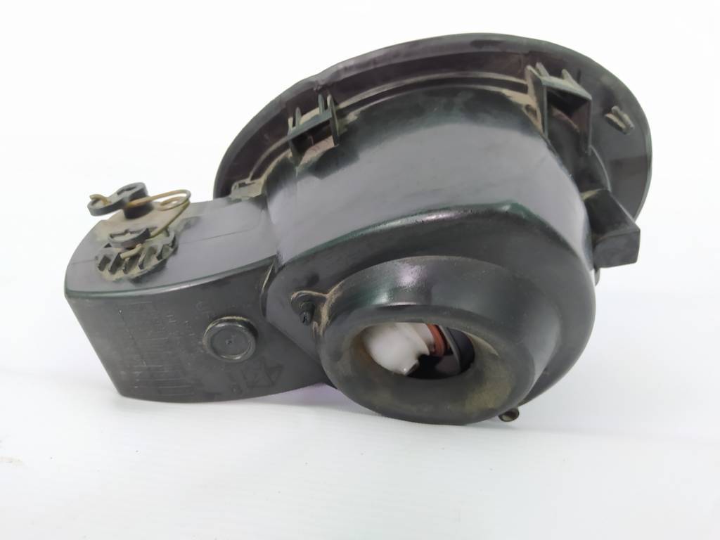 200 limited Лючок бензобака Chrysler 200 Limited 2015-2017 68137577AA Chrysler 200 Limited 18