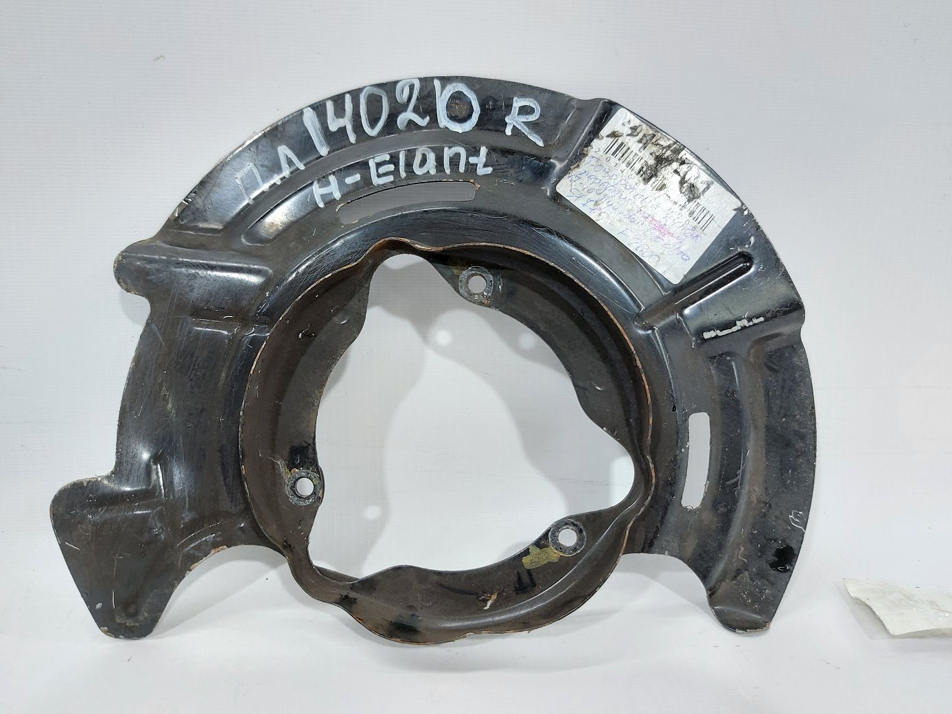 Elantra. Пильовик гальмівного диска переднього правого Hyundai Elantra 2017-2020 51756F2000 Hyundai Elantra