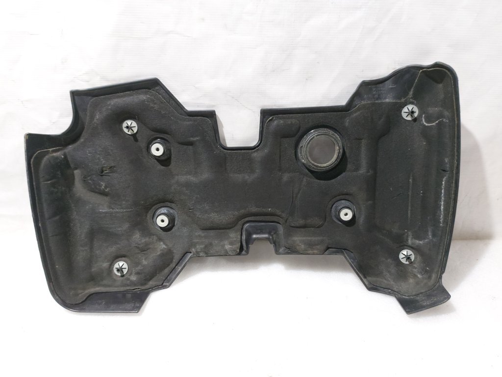 Malibu Кришка двигуна декоративна Chevrolet Malibu 2016-2020 25201313 Chevrolet Malibu 4 Malibu Кришка двигуна декоративна Chevrolet Malibu 2016-2020 25201313 Chevrolet Malibu 4