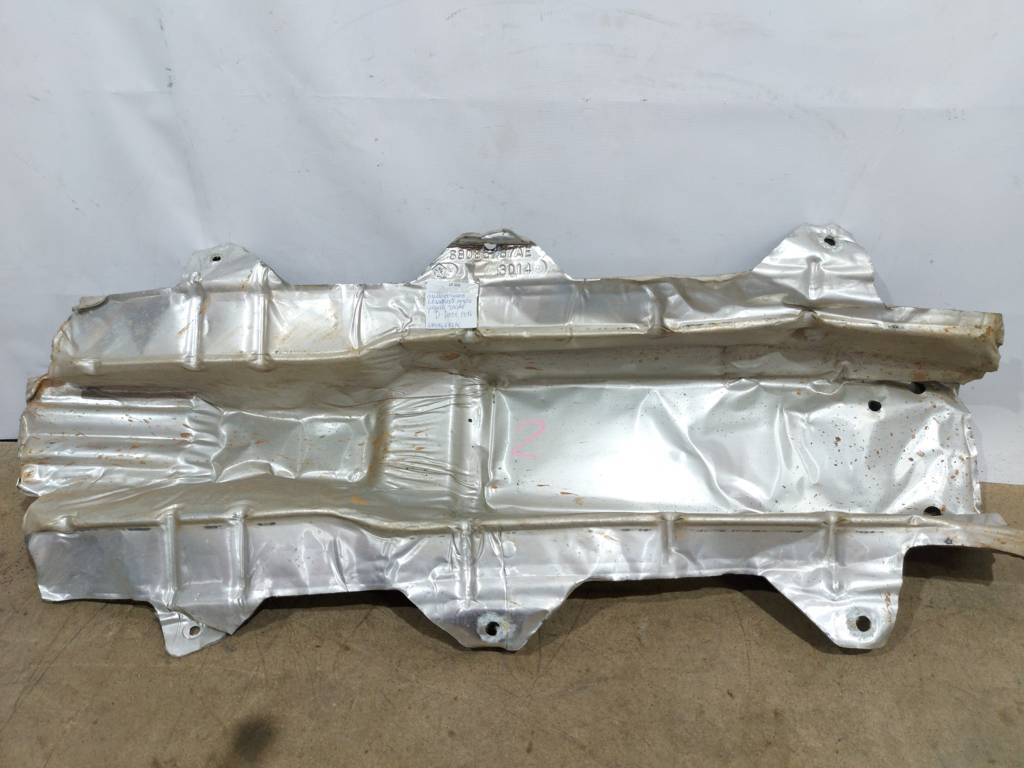 Dart Термозахист вихлопної труби середньої частини Dodge Dart 2013-2019 68086787AE Dodge Dart 8