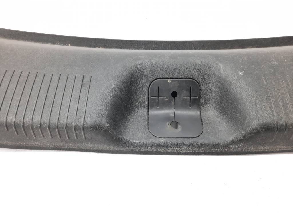 Dart Заднє оздоблення багажника Dodge Dart 2013-2019 1SW40DX9AA Dodge Dart 14